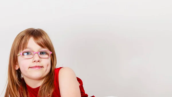 Πορτρέτο του κοριτσιού με γυαλιά — Φωτογραφία Αρχείου