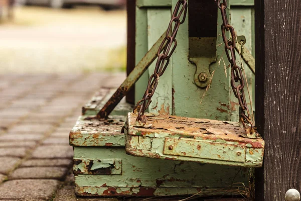 Old fashioned rotten wooden weighing machine — Stock Photo, Image