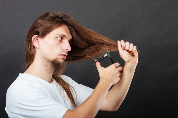 Fryzjer cięcia włosów — Zdjęcie stockowe