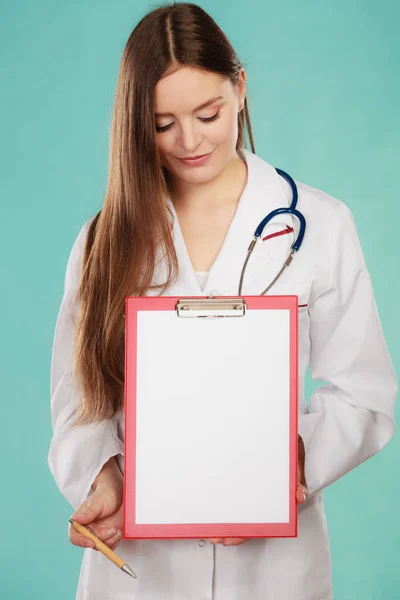Young doctor with folder — Stock Photo, Image