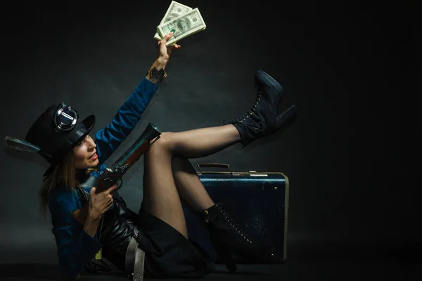 Steampunk girl with cash. — Stock Photo, Image