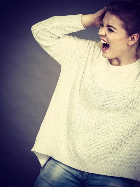 Unhappy woman screaming and yelling in pain — Stock Photo, Image