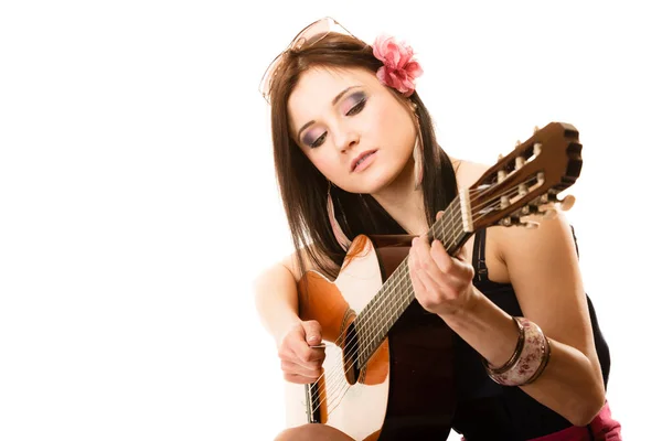 Music lover, summer girl with guitar isolated — Stock Photo, Image