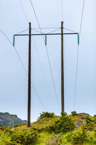 Spänning stavar, El pylon, överföring power tower — Stockfoto
