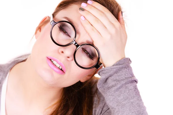 Woman suffering from headache migraine pain — Stock Photo, Image