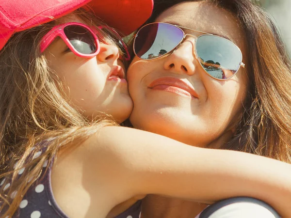 Mommy and daughter spending lovely time together. — Stock Photo, Image