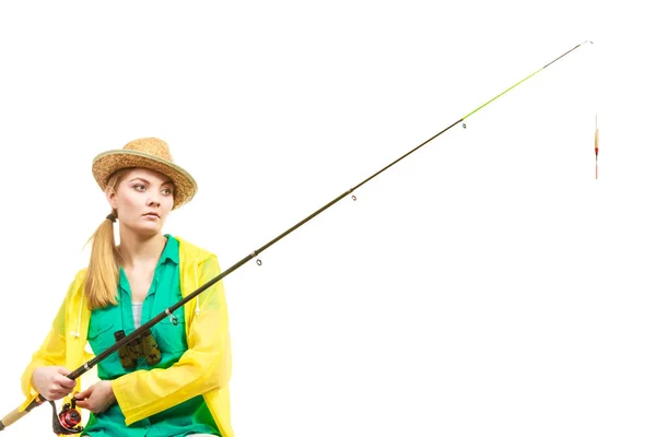 Mulher com haste de pesca, equipamento de fiação — Fotografia de Stock