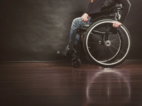 Gambe di persone disabili . — Foto Stock