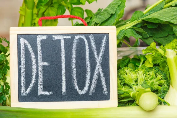 Green diet vegetables and detox sign — Stock Photo, Image