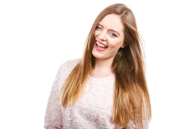 Retrato de mujer atractiva feliz con jersey ligero — Foto de Stock