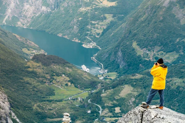 Fotografia turistica dal punto di vista Dalsnibba Norvegia — Foto Stock