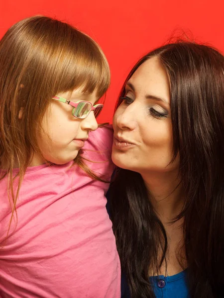 Family photo of mother and toddler daughter — Stock Photo, Image