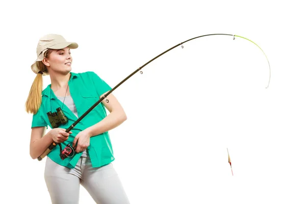 Mujer con caña de pescar, equipo de spinning — Foto de Stock