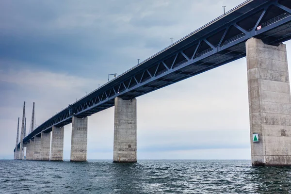 Il ponte di Oresund tra Danimarca e Svezia — Foto Stock