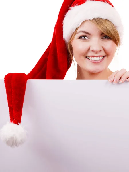空白の空バナー ボードを持つ女性。クリスマス — ストック写真