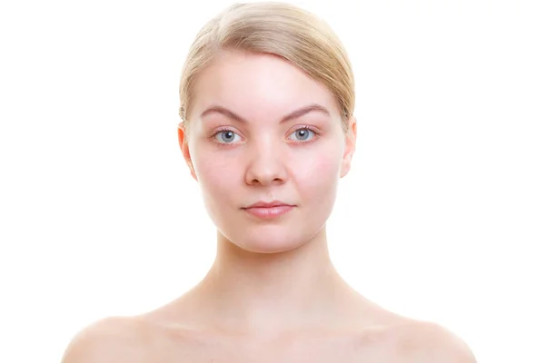 Naturale bella donna viso senza trucco — Foto Stock