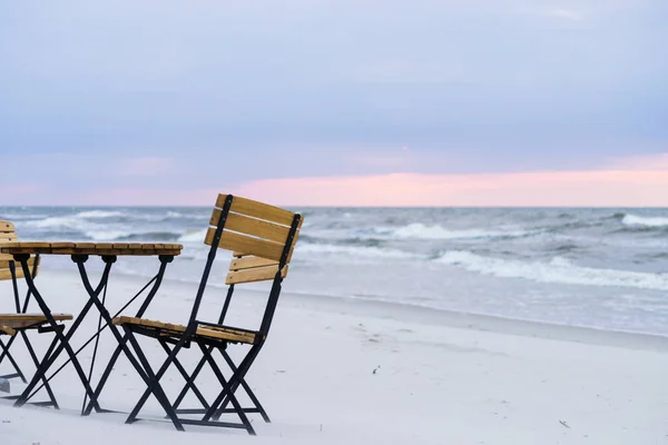 Lugar de relaxamento na praia de areia — Fotografia de Stock