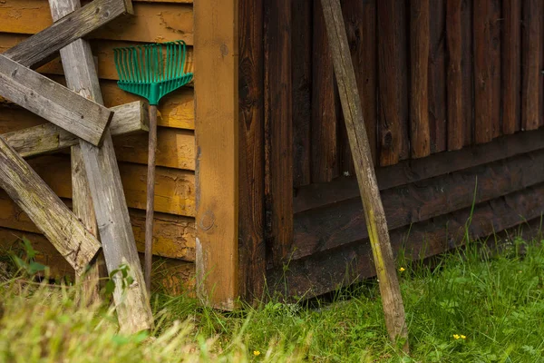 Standing fork harrows rake, gardening equipment. — Stock Photo, Image