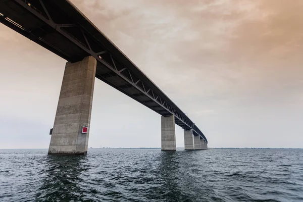 Le pont Oresund entre le Danemark et la Suède — Photo