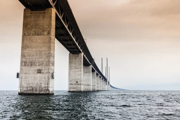 Die Öresundbrücke zwischen Dänemark und Schweden — Stockfoto