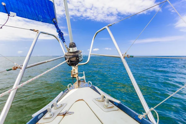 Lapper génova roller jib, jibsheet en el barco —  Fotos de Stock