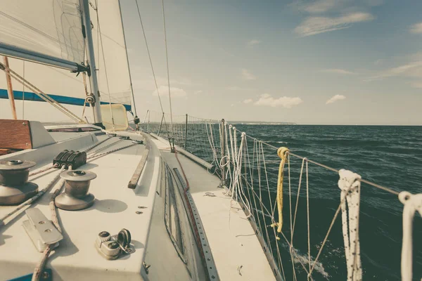 Yachting on sail boat during sunny weather — Stock Photo, Image