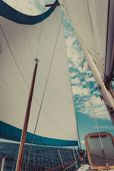 ヨットの帆の詳細クローズ アップ — ストック写真