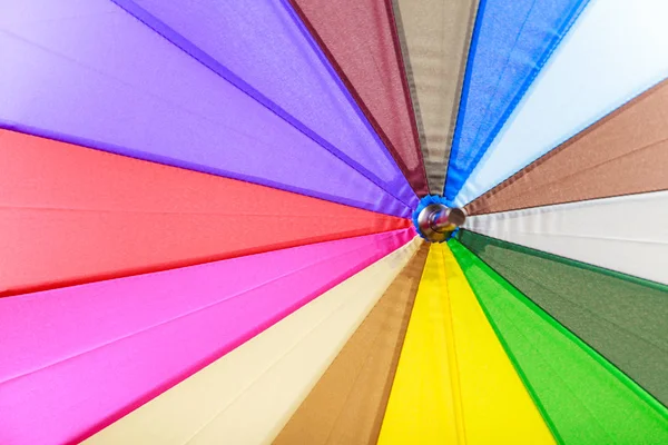 Gedetailleerde close-up van kleurrijke paraplu parasol — Stockfoto