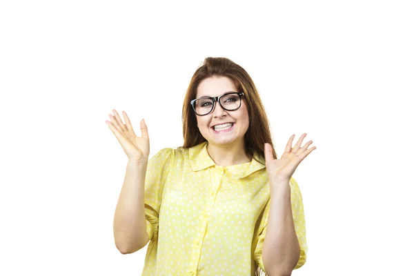 Retrato de bela jovem alegre — Fotografia de Stock