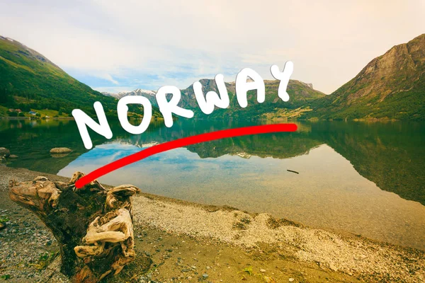 Montagne e fiordi in Norvegia , — Foto Stock
