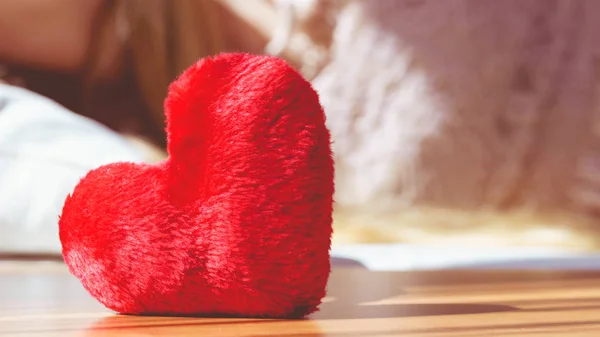 Close up of heart shaped red pillow — Stock Photo, Image