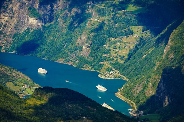 Fjord Geiranger z punktu widokowego Dalsnibba, Norwegia — Zdjęcie stockowe