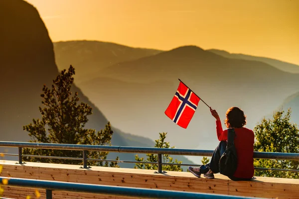 Мбаппе наслаждается видом на Стегастейн в Норвегии — стоковое фото