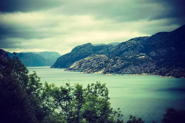 Krajina fjord v Norsku — Stock fotografie