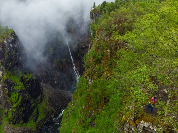 Cascata Voringsfossen, Canyon di Mabodalen Norvegia — Foto Stock