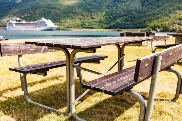 Zona de descanso y crucero en fiordo, Flam Noruega —  Fotos de Stock