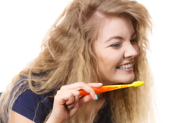 Woman brushing cleaning teeth — Stock Photo, Image