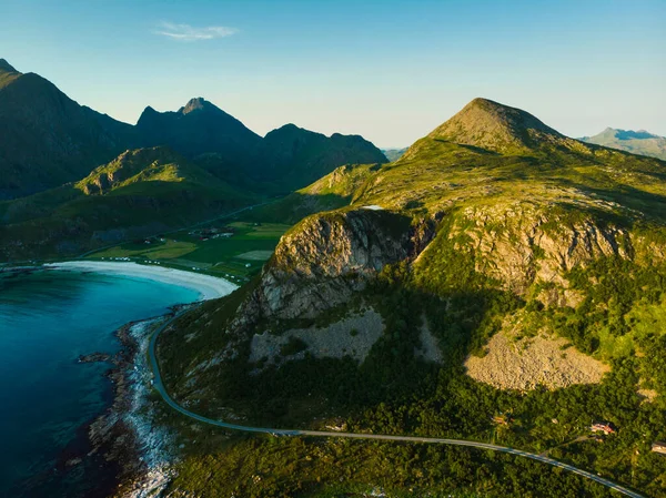 Costa Dell Isola Vestvagoy Posizione Uttakleiv Paesaggio Con Litorale Roccioso — Foto Stock