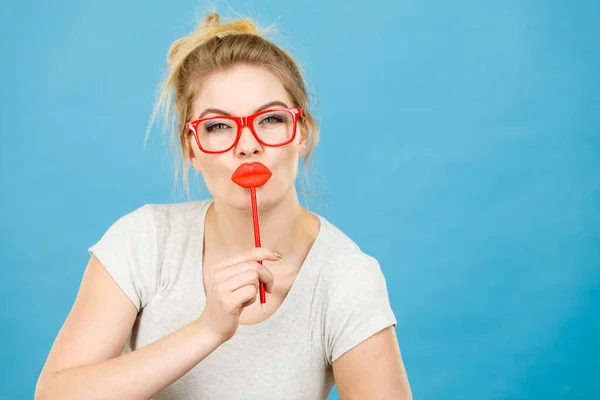 Crazy Woman Casual Style Nerdy Glasses Holding Red Fake Lips — Stock Photo, Image
