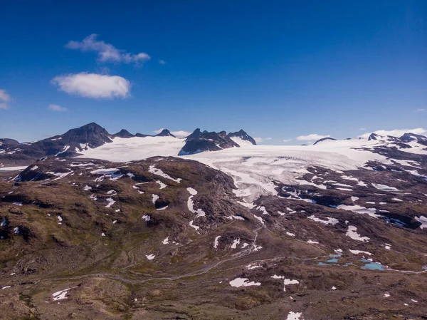 Ορεινό Τοπίο Καλοκαίρι Χιονισμένες Κορυφές Και Παγετώνες Εθνική Τουριστική Γραφική — Φωτογραφία Αρχείου