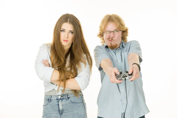 Kadın Erkek Arkadaşına Kızgın Çünkü Video Oyunları Oynuyor Oyun Bağımlısı — Stok fotoğraf