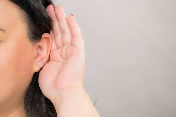 Gosip Rumor Dan Konsep Pendengaran Dewasa Ditambah Ukuran Wanita Bulat — Stok Foto