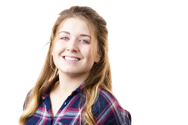 Retrato Alegre Alegre Mulher Bonita Natural Com Cabelo Castanho Longo — Fotografia de Stock