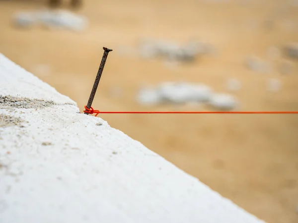 Corde Utilisée Comme Niveau Dans Construction Mur Tueur Briques — Photo