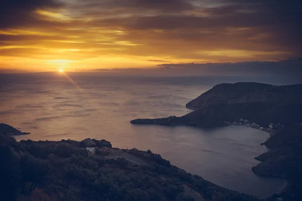 Sabah Erken Güneş Doğuyor Yunanistan Peloponnese Mani Yunan Sahil Şeridi — Stok fotoğraf