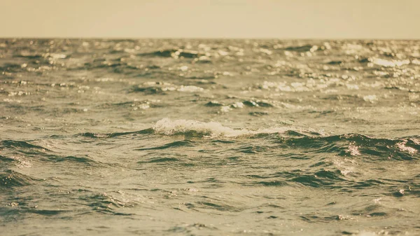 Όμορφη Θαλασσογραφία Βράδυ Της Βαλτικής Θάλασσας Σάνσετ Οράιζον Νερό Κλείσιμο — Φωτογραφία Αρχείου