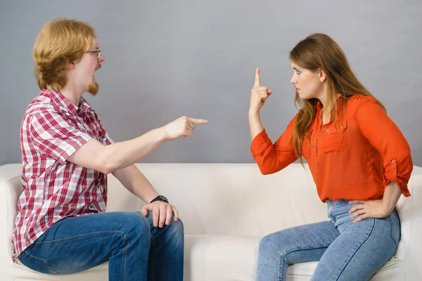 Man Woman Having Horrible Fight While Sitting Sofa Friendship Couple — Stock Photo, Image