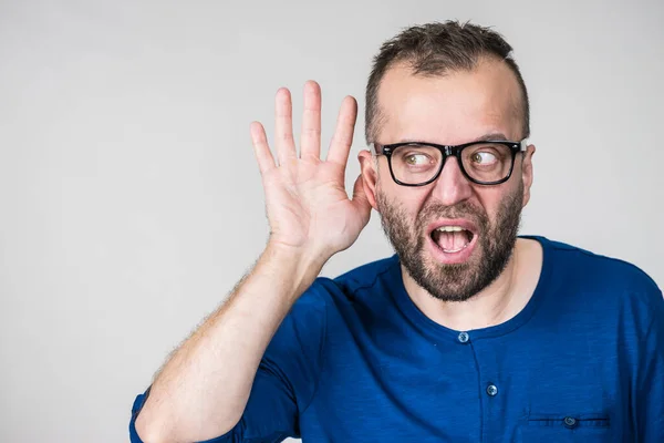 Homem Óculos Com Problemas Audição Surdo Guy Gesticulando Escutando Com — Fotografia de Stock