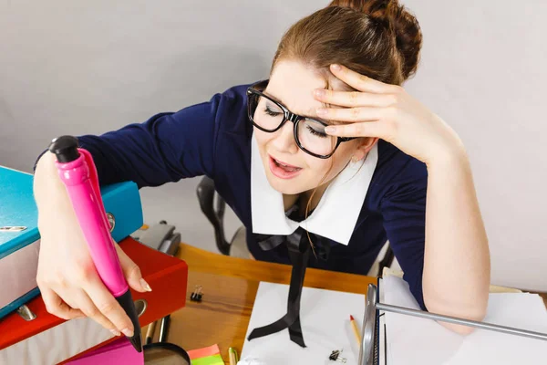 Pesten Het Werk Slechte Baan Betrekkingen Concept Depressief Zakenvrouw Wordt — Stockfoto