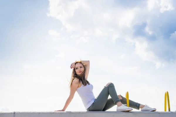 Moda Mujer Moda Relajante Aire Libre Con Calzado Casual Zapatillas —  Fotos de Stock